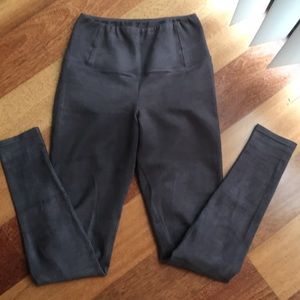 Dark grey suede like leggings